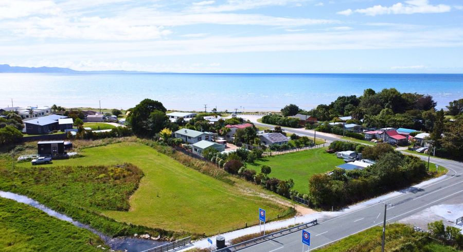  at 729 Abel Tasman Drive, Takaka, Tasman, Nelson / Tasman