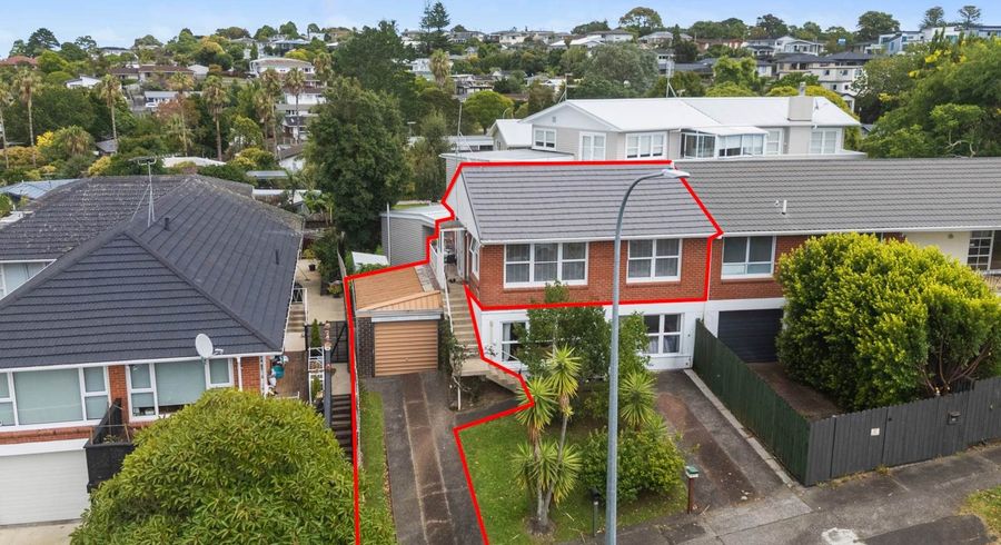  at 2/11 Felton Mathew Avenue, Saint Johns, Auckland City, Auckland