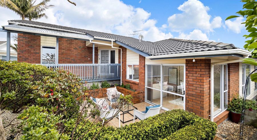  at 4/25 Nicholas Road, Somerville, Manukau