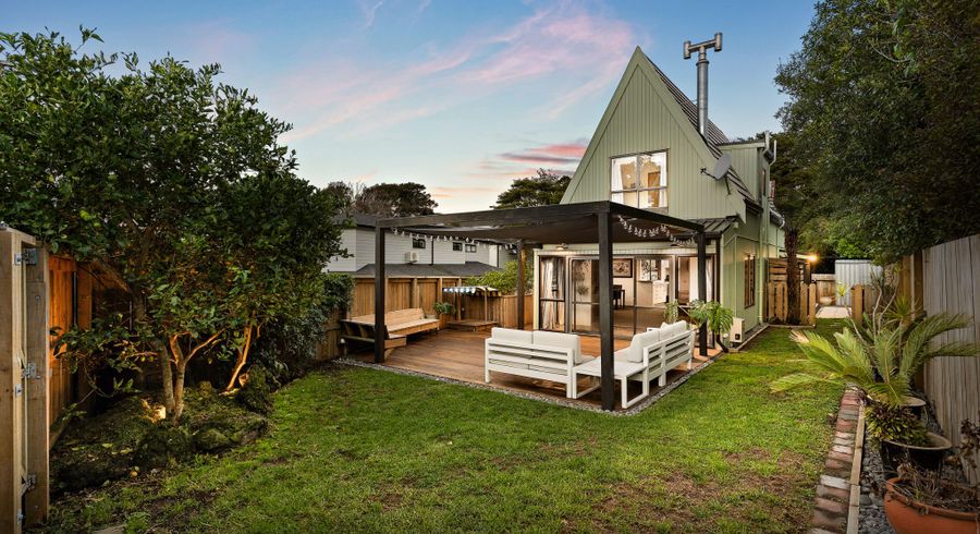  at 4/99 Verran Road, Birkenhead, Auckland