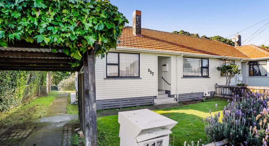  at 117 Frankley Road, Frankleigh Park, New Plymouth, Taranaki