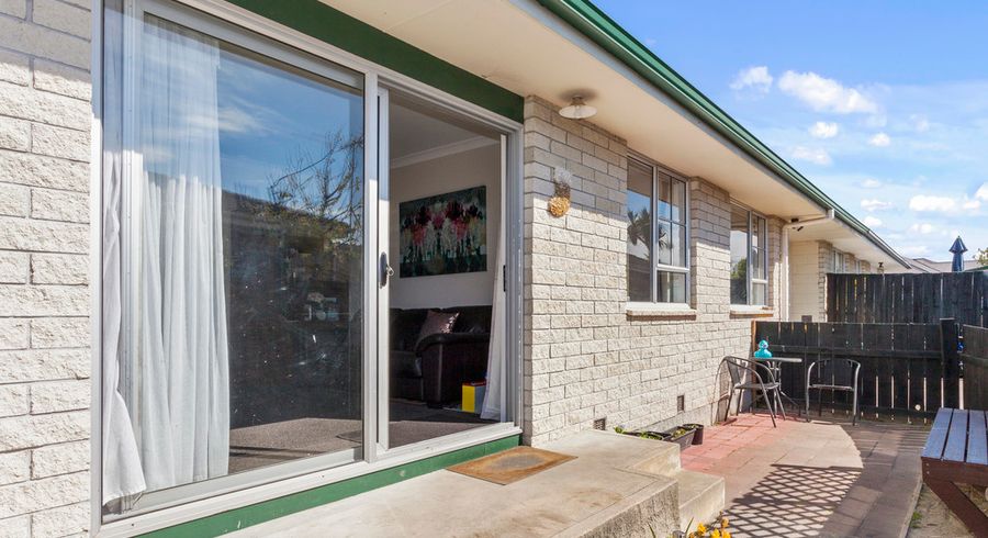  at 1/97 Royal Park Drive, Parklands, Christchurch