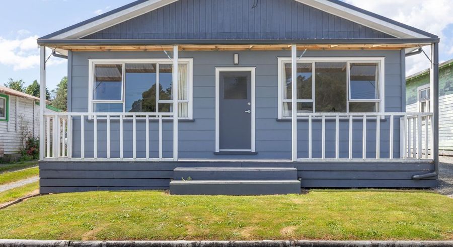  at 7 Croft Place, Stillwater, Greymouth