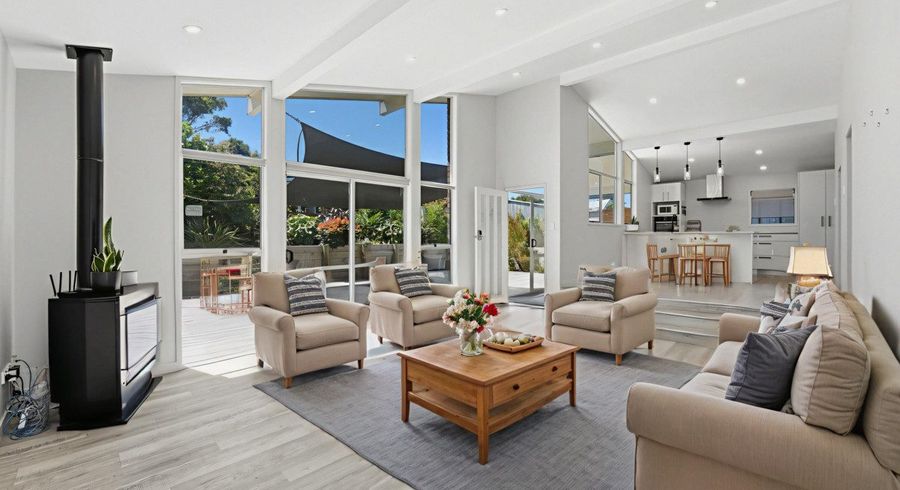  at 9 Bronte Place, Whalers Gate, New Plymouth, Taranaki