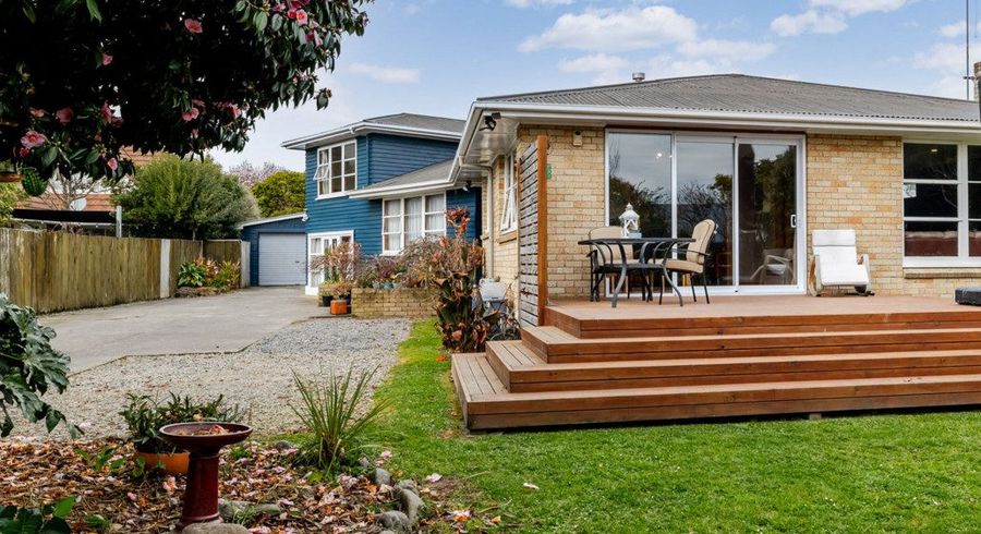 at 27 Sheffield Street, Awapuni, Palmerston North, Manawatu / Whanganui