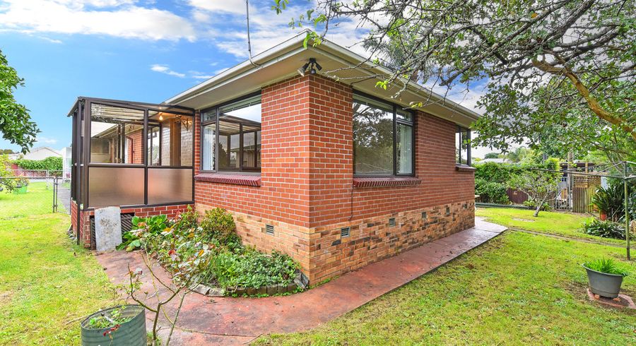  at 3/22 Camp Road, Mount Wellington, Auckland
