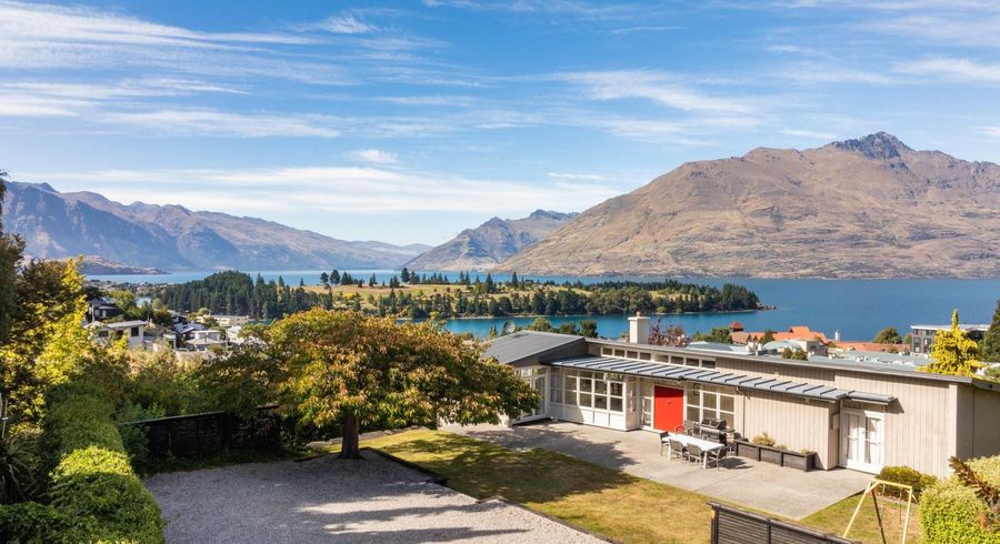  at 7 Salmond Place, Queenstown, Queenstown