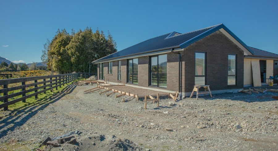  at 10 Hinau Crescent, Greymouth, Grey, West Coast