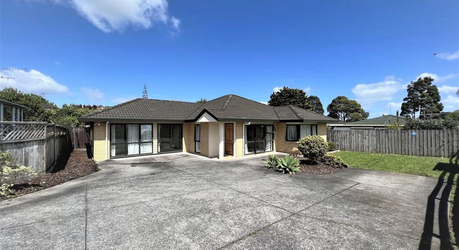  at 33A Minaret Drive, Bucklands Beach, Manukau City, Auckland