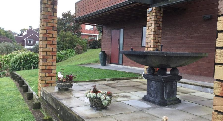  at 19  Eleanor Place (Studio), Blockhouse Bay, Auckland City, Auckland