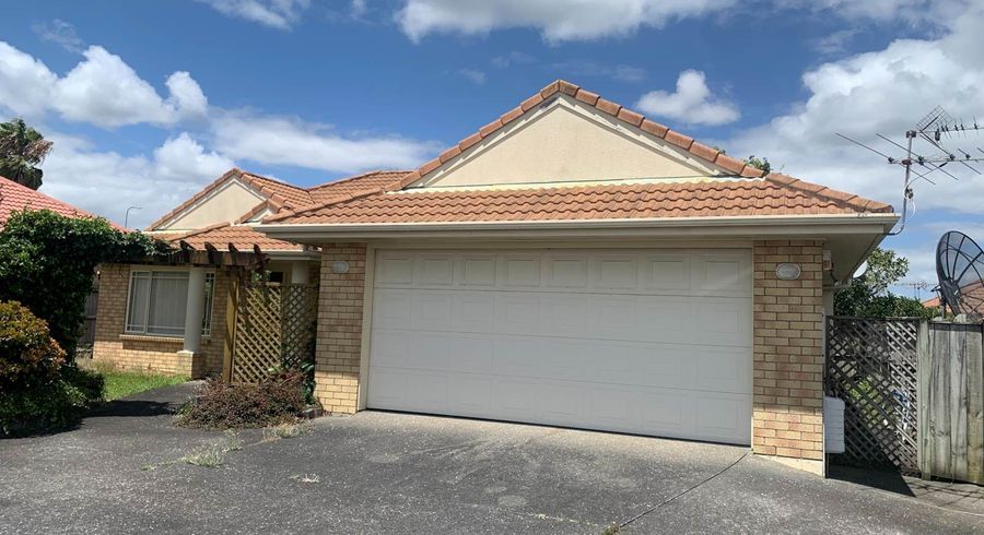  at 100A Golfland Drive, Golflands, Manukau City, Auckland