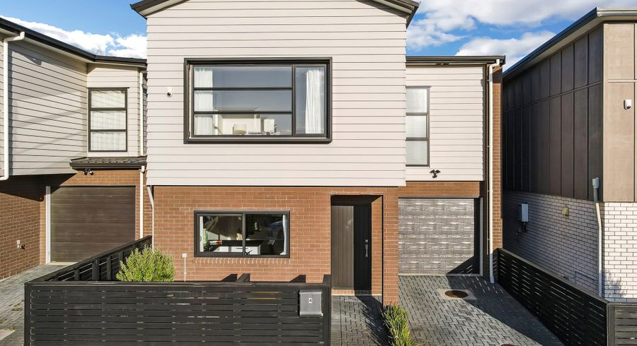  at 4 Artemis Way, Flat Bush, Manukau City, Auckland