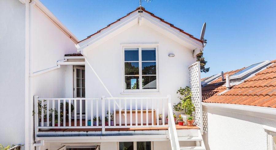  at 6 Kilmister Avenue, Thorndon, Wellington