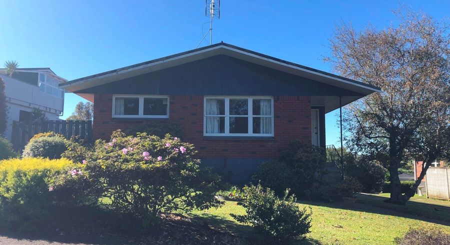  at 1/32 Thatcher Street, Mission Bay, Auckland City, Auckland