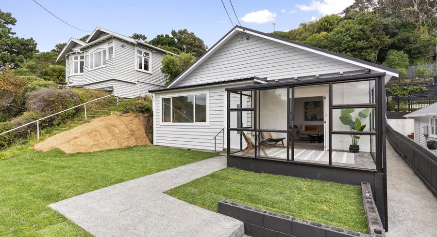  at 85 Farnham Street, Mornington, Wellington, Wellington