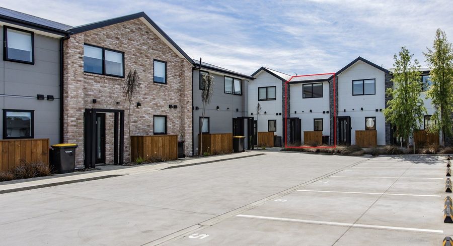  at 8/70 Brockworth Place, Riccarton, Christchurch