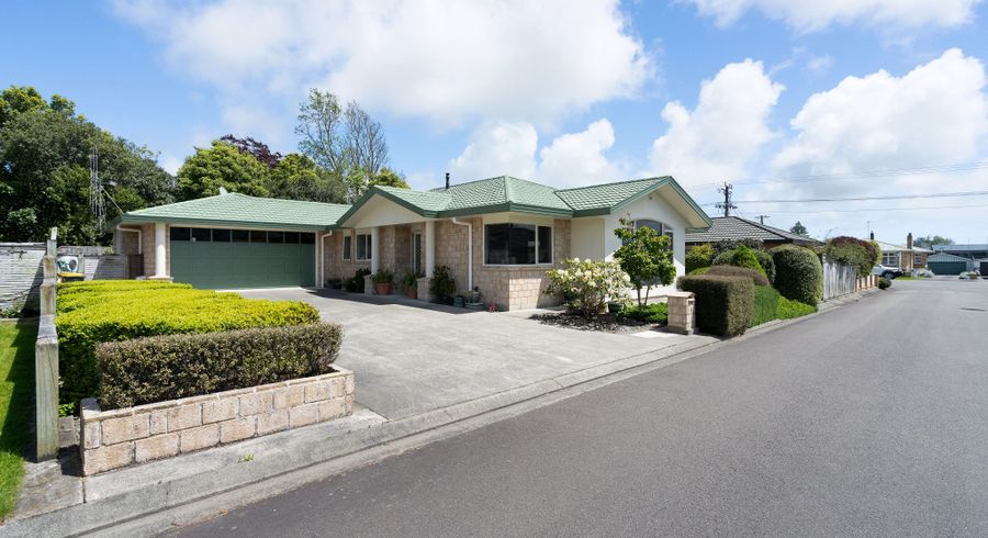  at 4 Campbell Grove, Levin, Levin