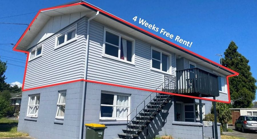  at 1/98 Tirimoana Road, Te Atatu South, Waitakere City, Auckland