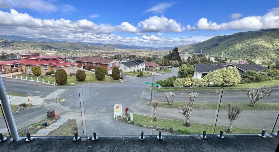  at 21 Alleyne Court, Brown Owl, Upper Hutt