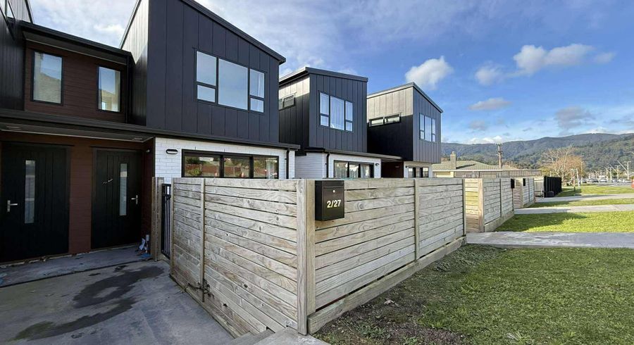  at 2/27 Main Road, Wainuiomata, Lower Hutt, Wellington