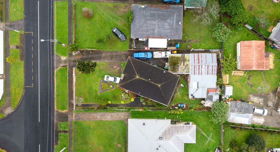  at 80 Hills Road, Otara, Auckland