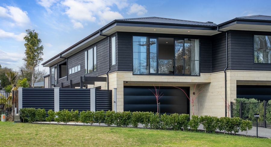 at 2/908 River Road, Queenwood, Hamilton