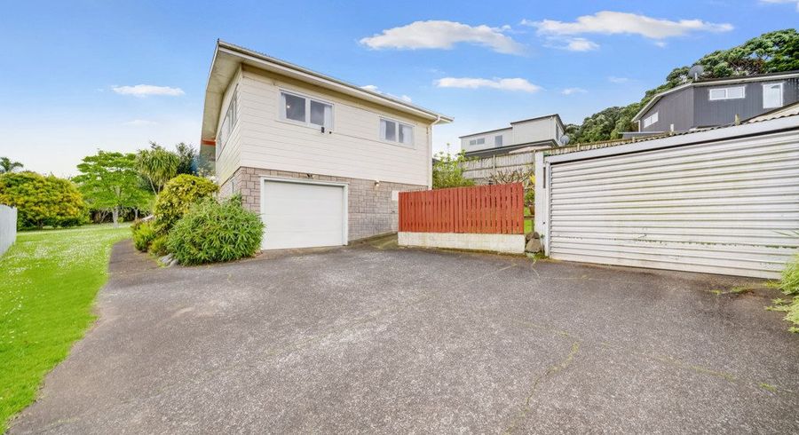  at 10 Kapuka Road, Mangere Bridge, Auckland