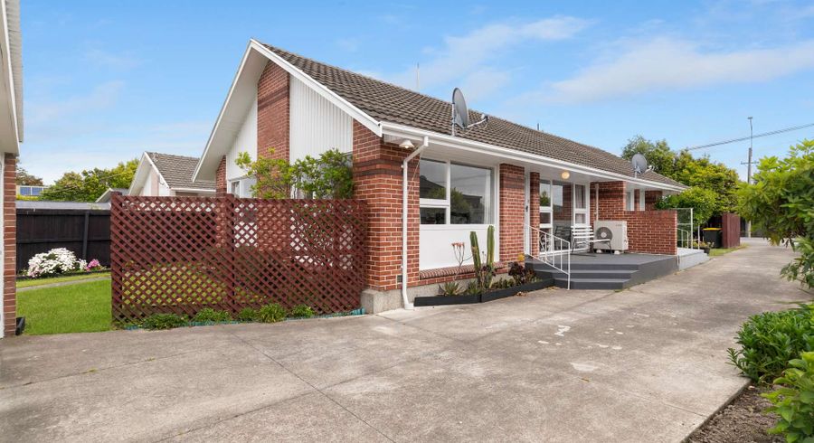  at 2/472 Greers Road, Bishopdale, Christchurch