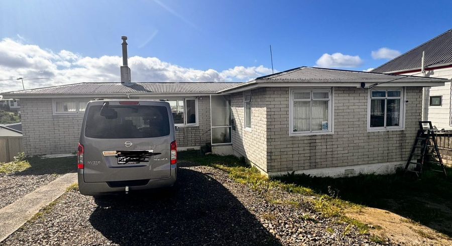  at 903 East Coast Road, Northcross, North Shore City, Auckland