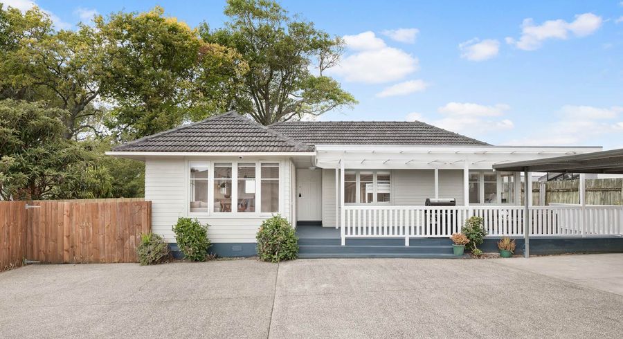  at 26 Lincoln Road, Henderson, Auckland