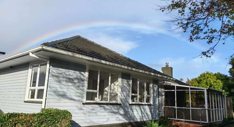  at 25 Moor Avenue, Te Atatu Peninsula, Waitakere City, Auckland
