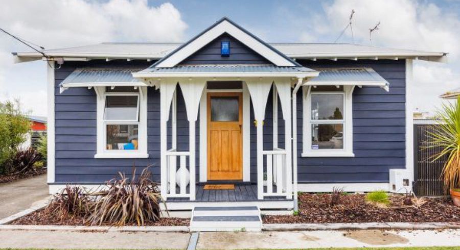  at 19 Carlisle Street, Milson, Palmerston North