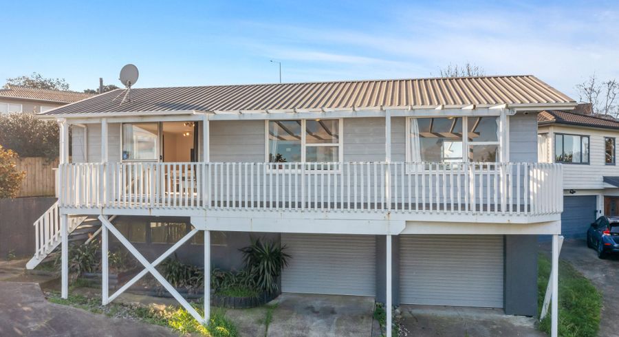  at 17 Magdalen Place, West Harbour, Waitakere City, Auckland