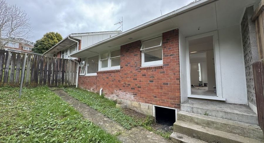  at 2/47 Mcrae Road, Mount Wellington, Auckland City, Auckland