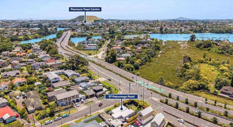  at 37  Pakuranga Road, Pakuranga, Manukau City, Auckland