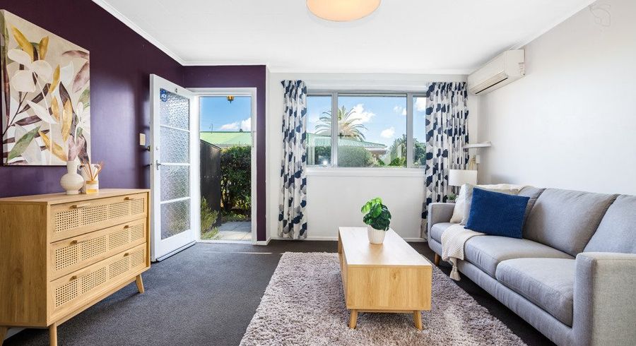  at 4/12 Poplar Grove, Ebdentown, Upper Hutt, Wellington