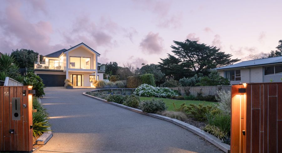  at 14 Garden Road, Raumati Beach, Paraparaumu