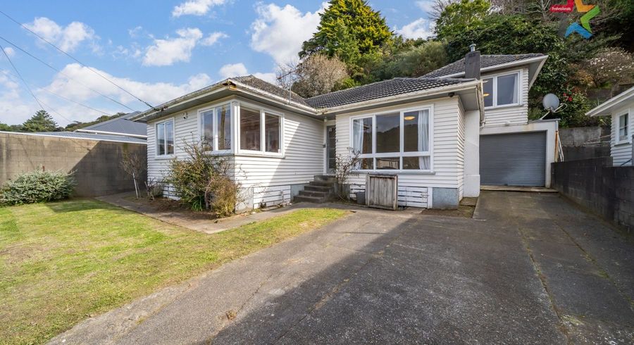  at 153 Wellington Road, Wainuiomata, Lower Hutt, Wellington