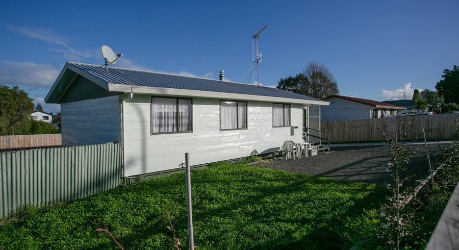  at 9 Ballance Street, Kihikihi, Te Awamutu