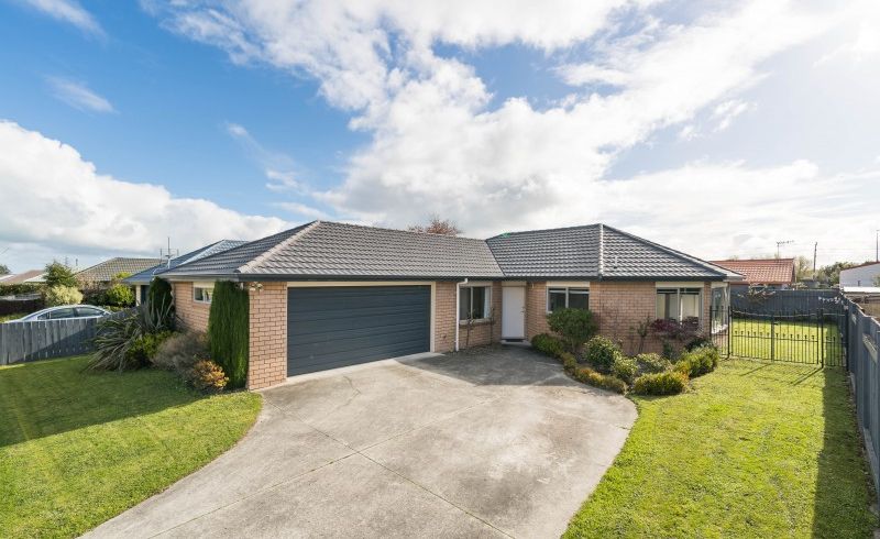  at 14 Parnell Heights Drive, Kelvin Grove, Palmerston North