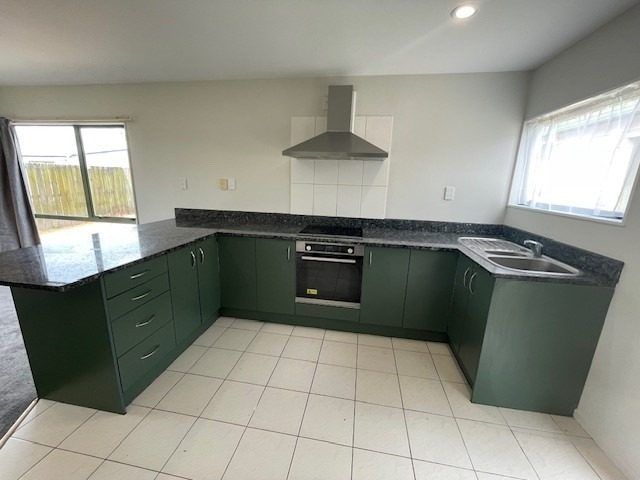  at 273 Swanson Road, Henderson, Auckland