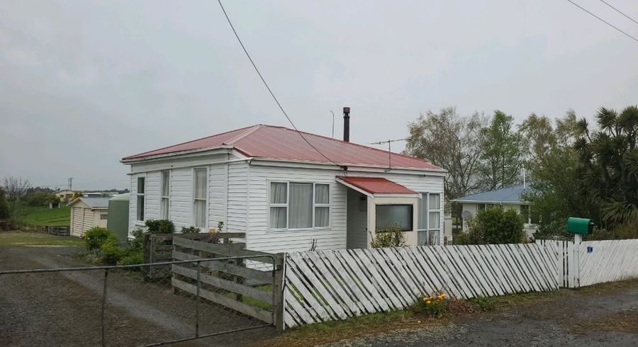  at 15 May Street, Waiwera South, Clinton