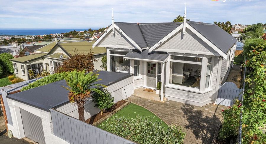  at 10 Argyle Street, Mornington, Dunedin