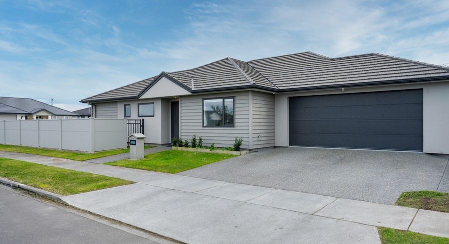  at 25 Aparima Place, Te Awa, Napier, Hawke's Bay