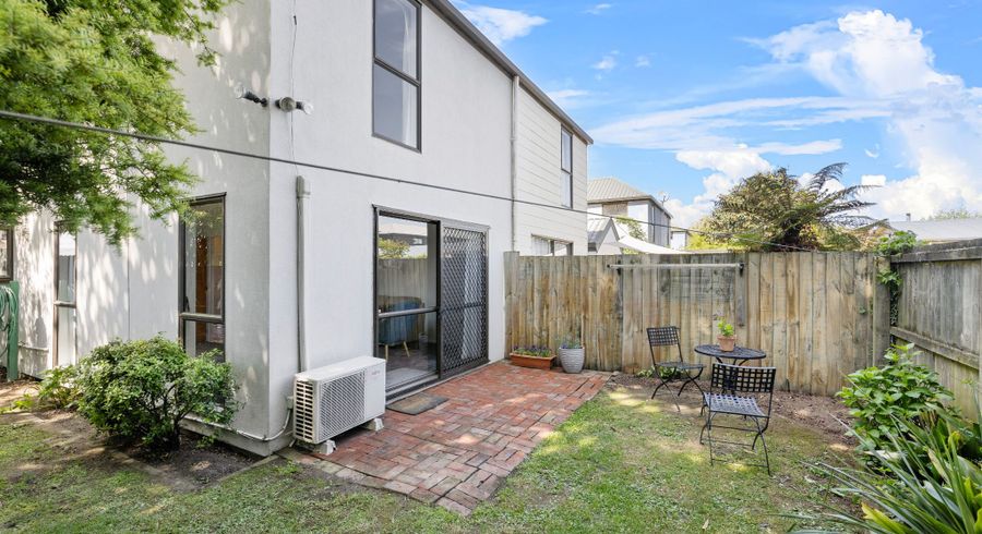  at 1/96 Poulson Street, Addington, Christchurch City, Canterbury