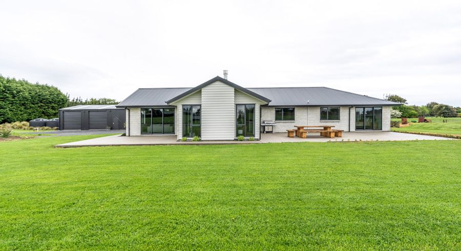 at 244 Mill Road South, Seaward Bush, Invercargill