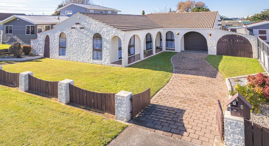  at 4 Miro Street, Castlecliff, Whanganui