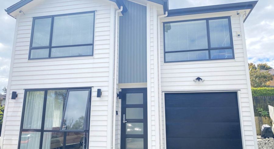  at 35B Park Road, Glenfield, Auckland