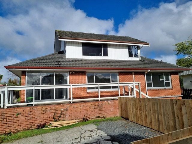  at 43 Edmonton Road, Henderson, Waitakere City, Auckland