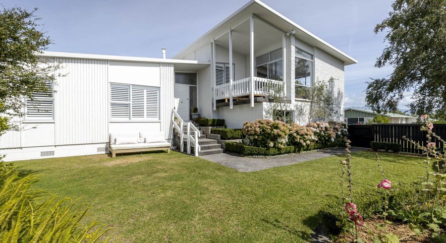  at 25 Nevada Drive, Merrilands, New Plymouth, Taranaki